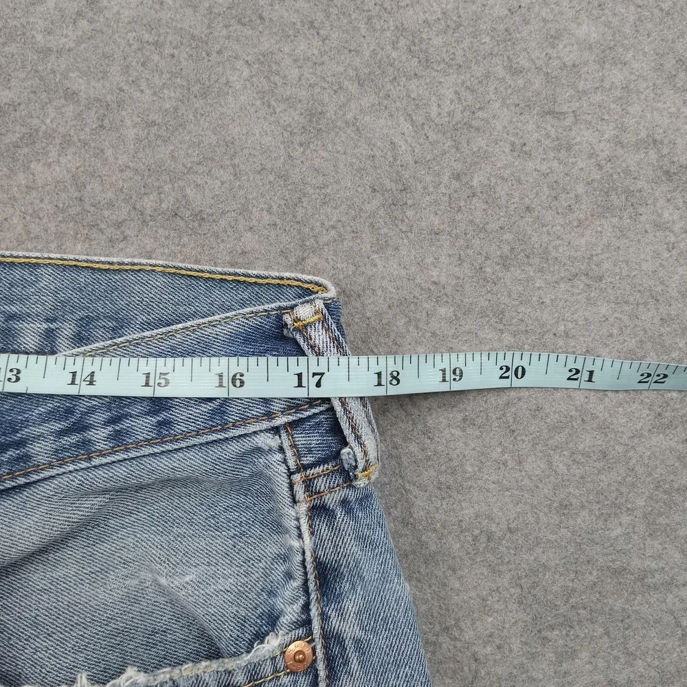 Levis 501 Jeans Mens‎ 36x29 Light Wash Blue Regular Straight Denim Distressed